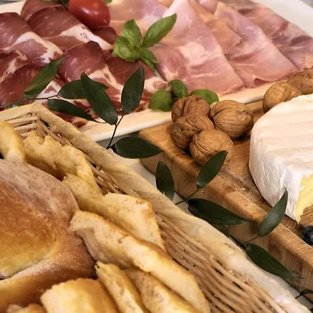 Western Metropoli Gênes