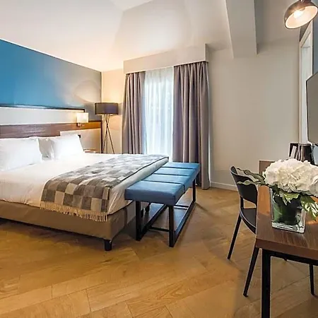 Western Metropoli 3* Genova