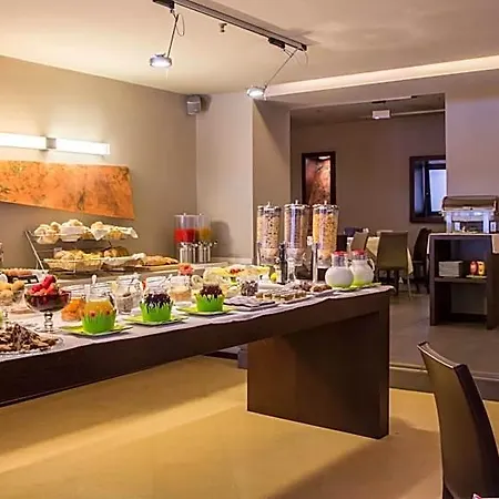 Western Metropoli Hotel