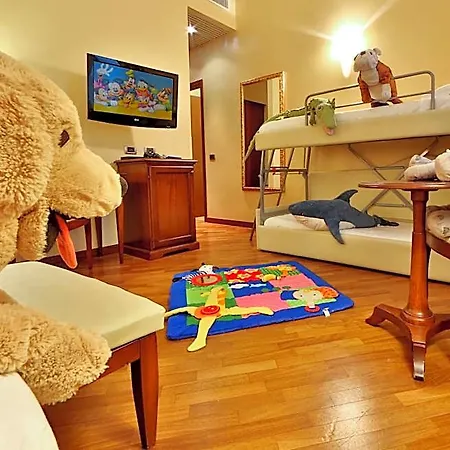 Western Metropoli Hotel 3*