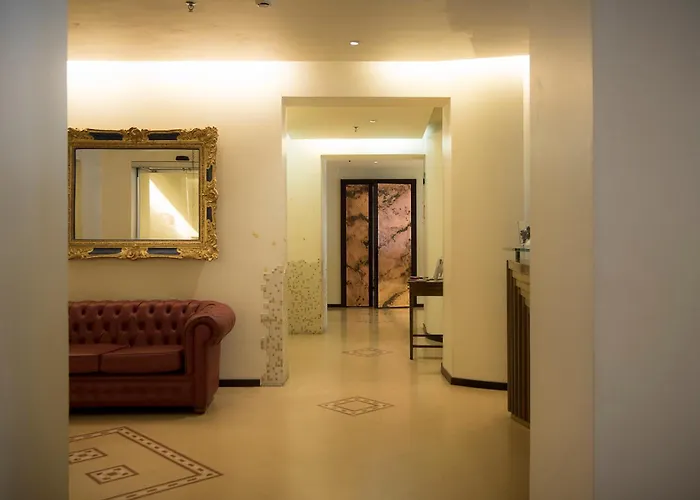 Western Metropoli جنوة