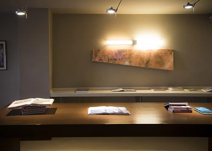 Western Metropoli جنوة