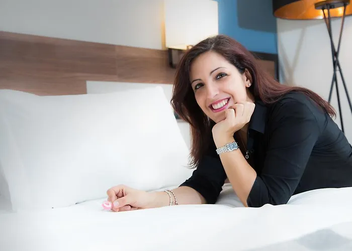 Western Metropoli فندق