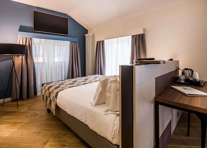 Hotel Western Metropoli