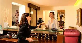 Western Metropoli 3*